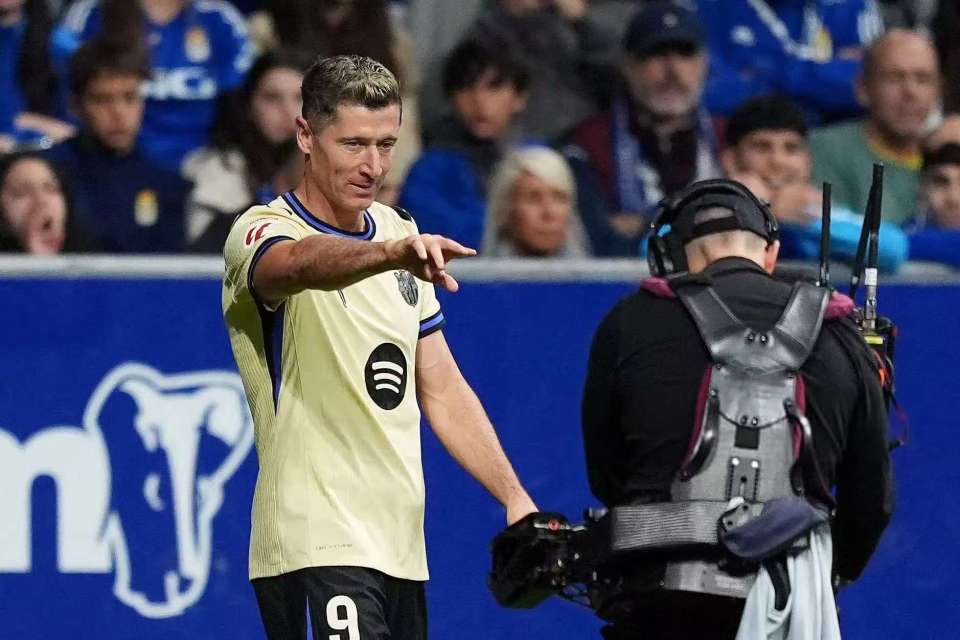 了让位于费, news