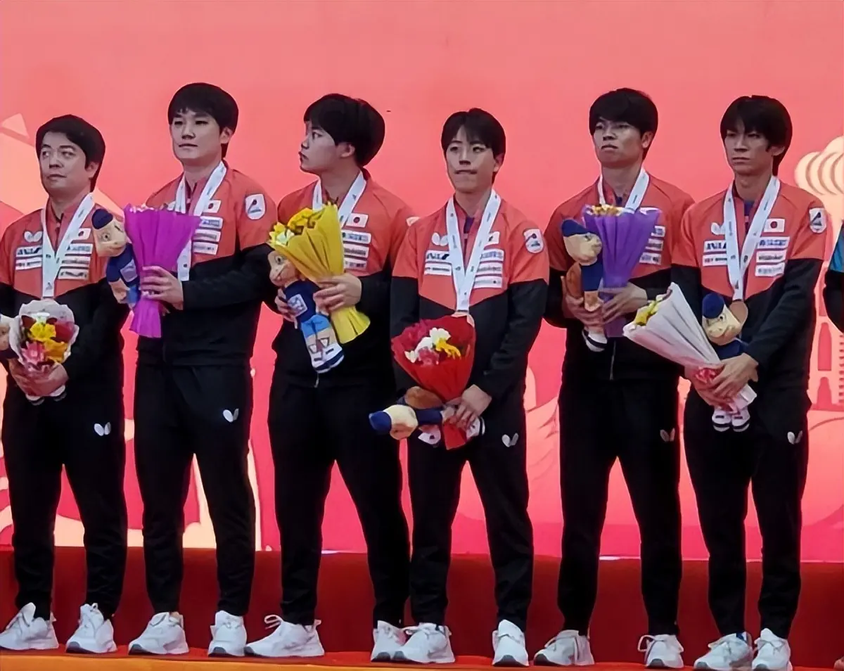 最年轻的选, alt, AA 最年轻的选, alt, AA